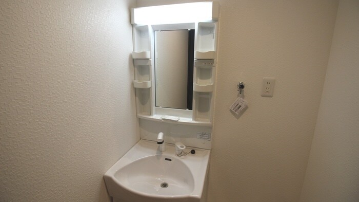 物件内観写真13　(洗面)