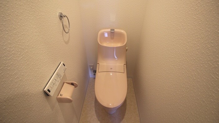 物件内観写真15　(トイレ)