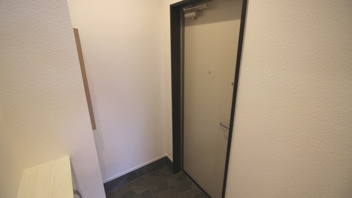 物件内観写真19　(玄関)