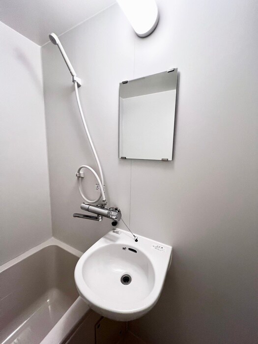 物件内観写真12　(洗面)