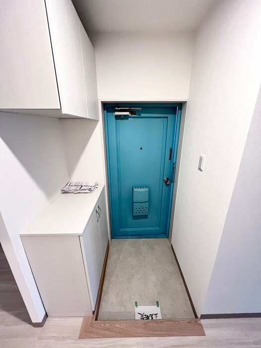 物件内観写真16　(玄関)