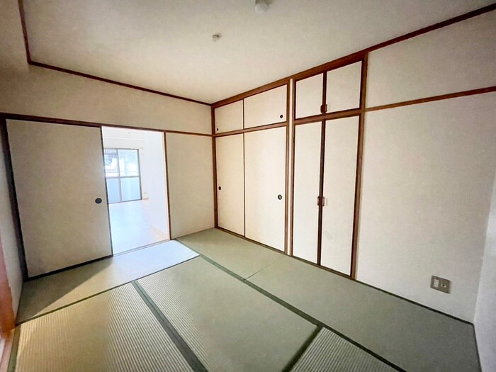 物件内観写真5　(居室)