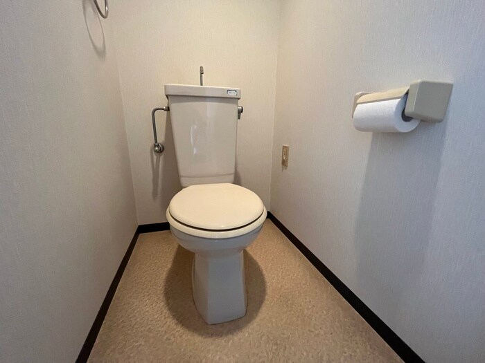 物件内観写真11　(トイレ)