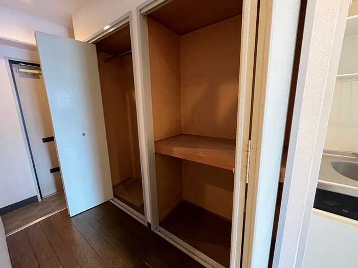 物件内観写真14　(収納)