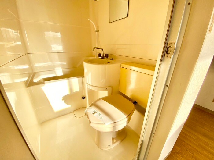 物件内観写真12　(トイレ)