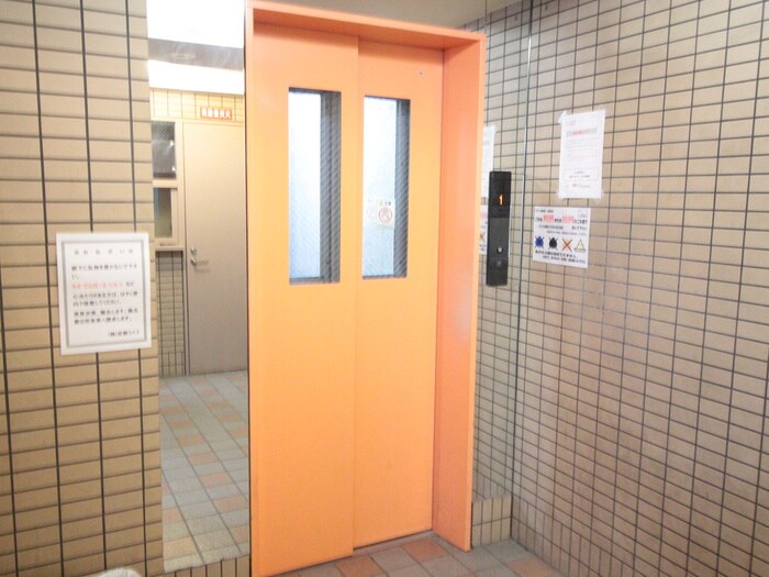 物件外観写真4　(建物設備)