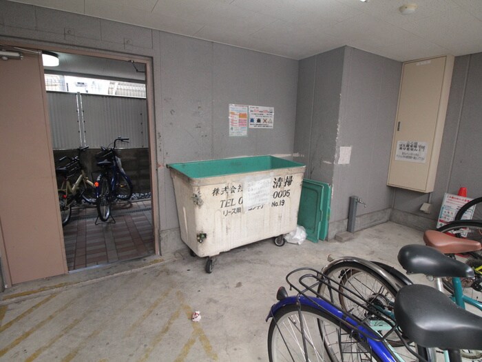 物件外観写真6　(建物設備)