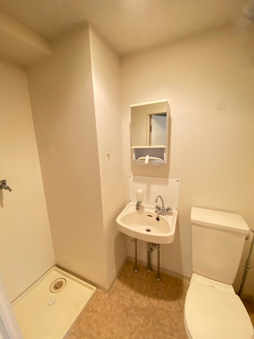 物件内観写真11　(洗面)