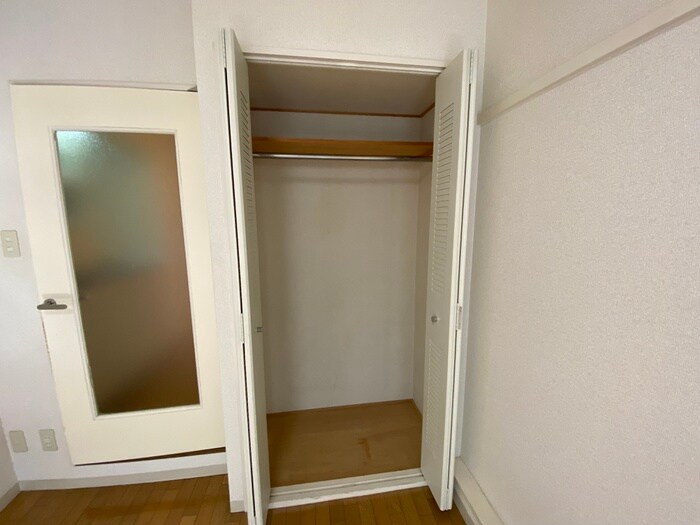 物件内観写真13　(収納)