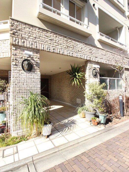 プリモルーチェの物件外観写真