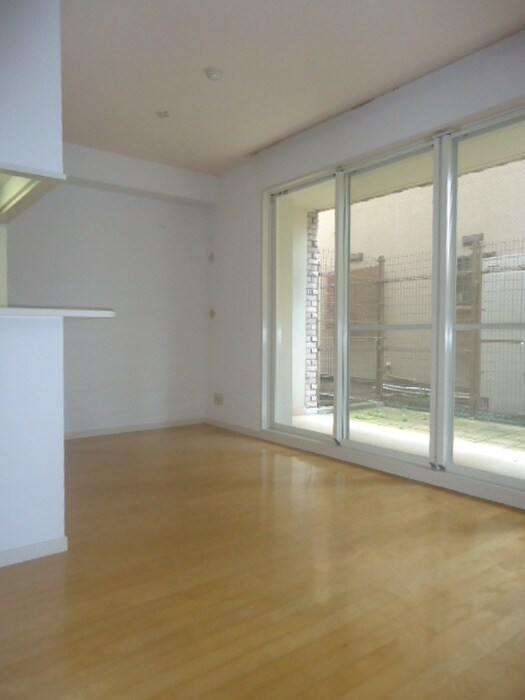 物件内観写真11　(居室)