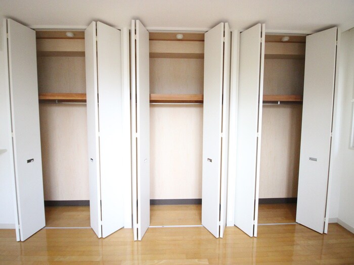 物件内観写真13　(収納)