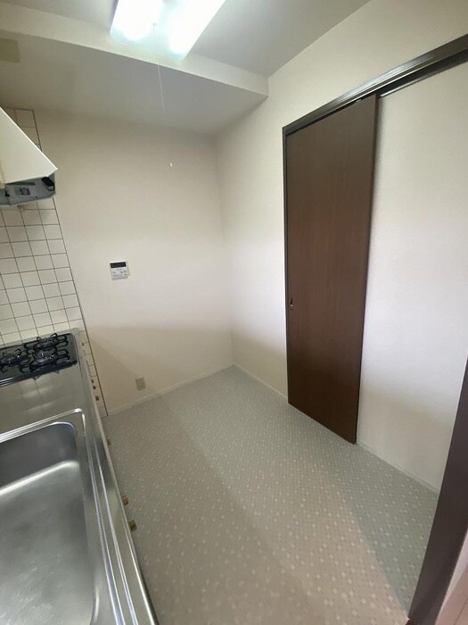 物件内観写真15　(内観写真)