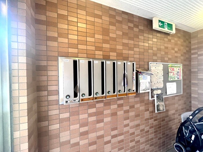 物件外観写真4　(建物設備)