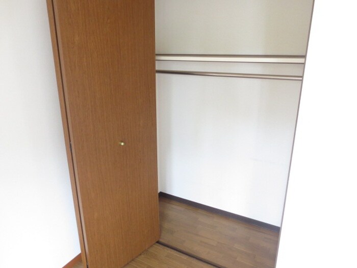 物件内観写真13　(収納)