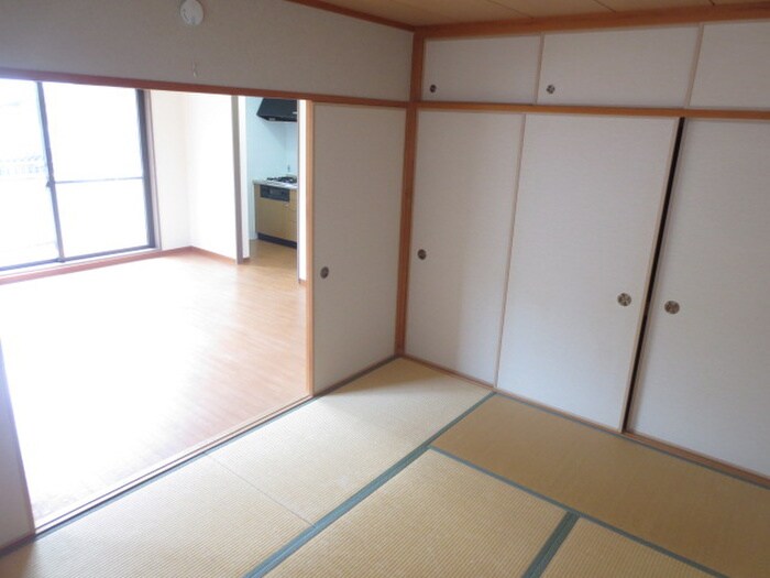 物件内観写真15　(居室)