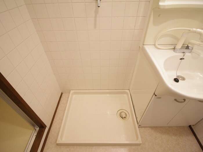 物件内観写真15　(洗濯機置場)