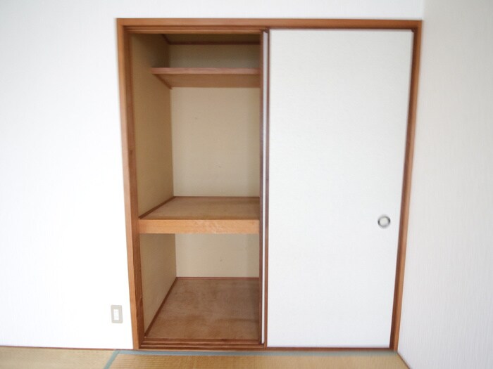 物件内観写真18　(収納)