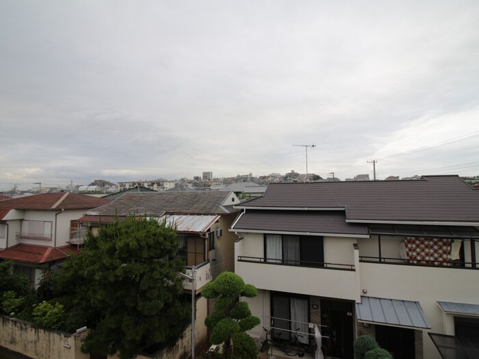 物件内観写真22　(室内からの展望)