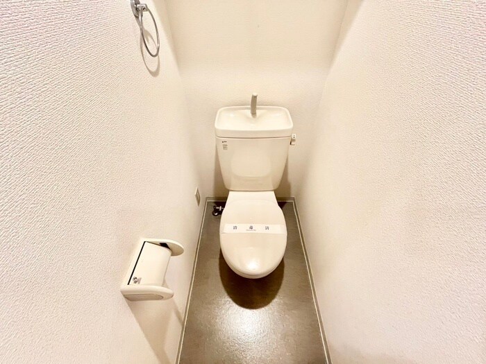 物件内観写真16　(トイレ)