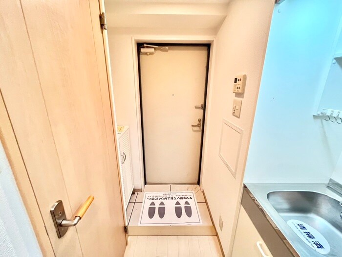 物件内観写真19　(玄関)