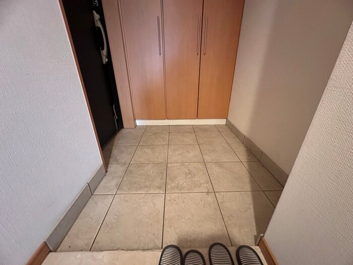 物件内観写真15　(玄関)