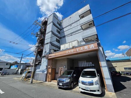 ＴＲＯＳＳ外観写真