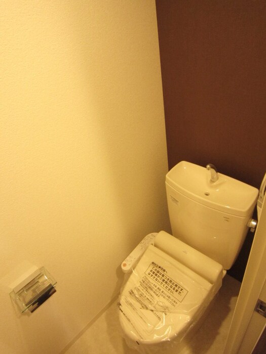 物件内観写真11　(トイレ)