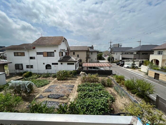 物件内観写真16　(玄関)