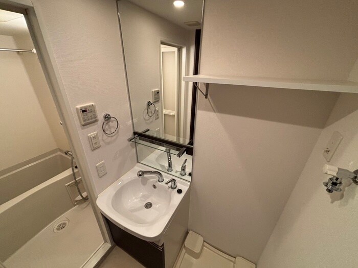物件内観写真13　(洗面)