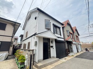 林様貸家外観写真