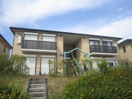 スカイヴィレッジL棟外観写真