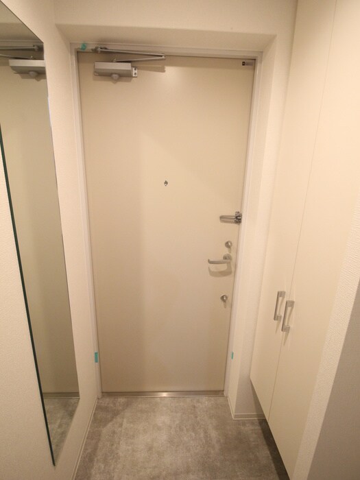 物件内観写真9　(玄関)