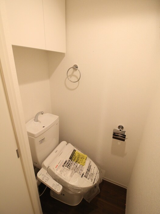 物件内観写真13　(トイレ)