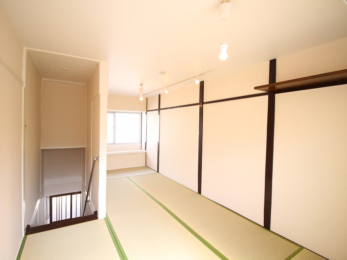 物件内観写真9　(居室)