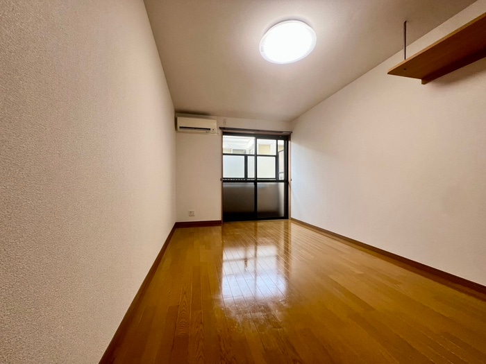 物件内観写真6　(居室)