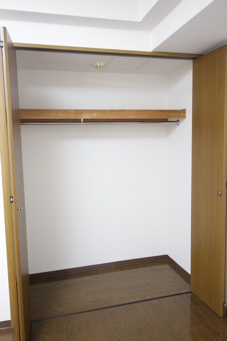 物件内観写真13　(収納)