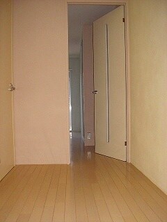 物件内観写真7　(廊下)