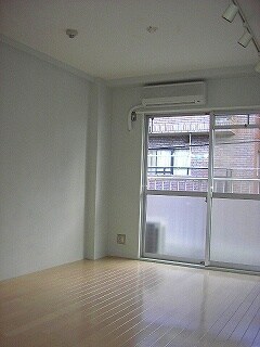 物件内観写真11　(居室)