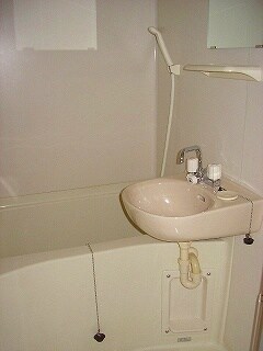 物件内観写真12　(バス／シャワールーム等)