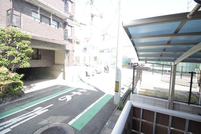 物件内観写真22　(室内からの展望)