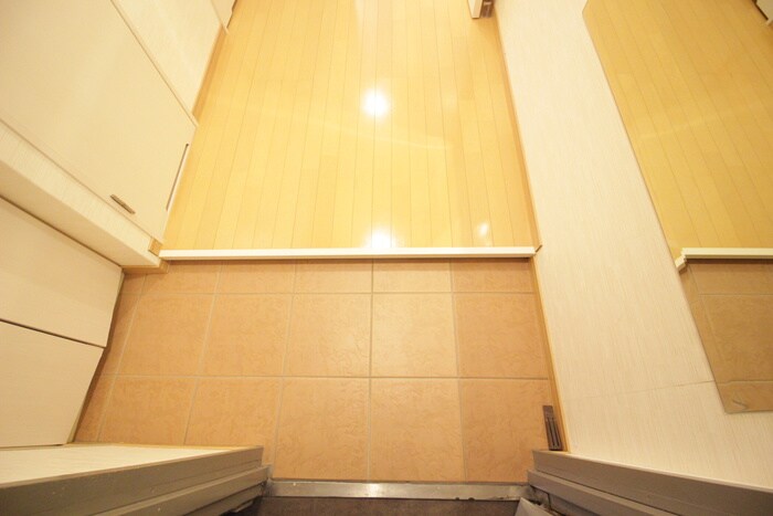 物件内観写真22　(玄関)