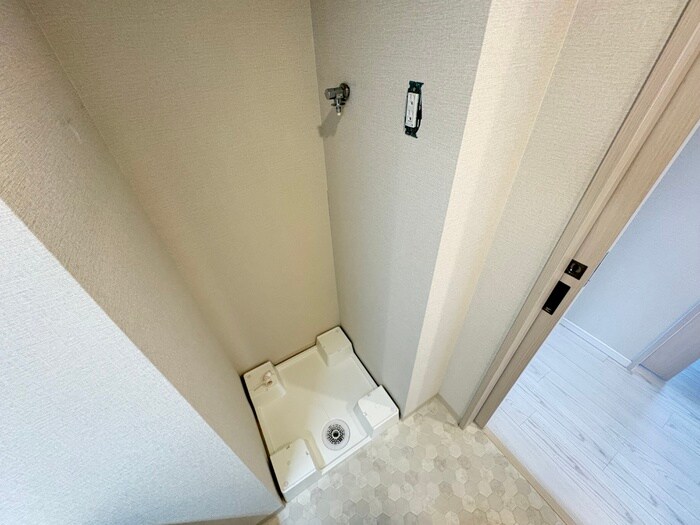 物件内観写真10　(洗濯機置場)