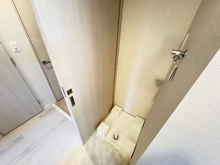 物件内観写真11　(洗濯機置場)