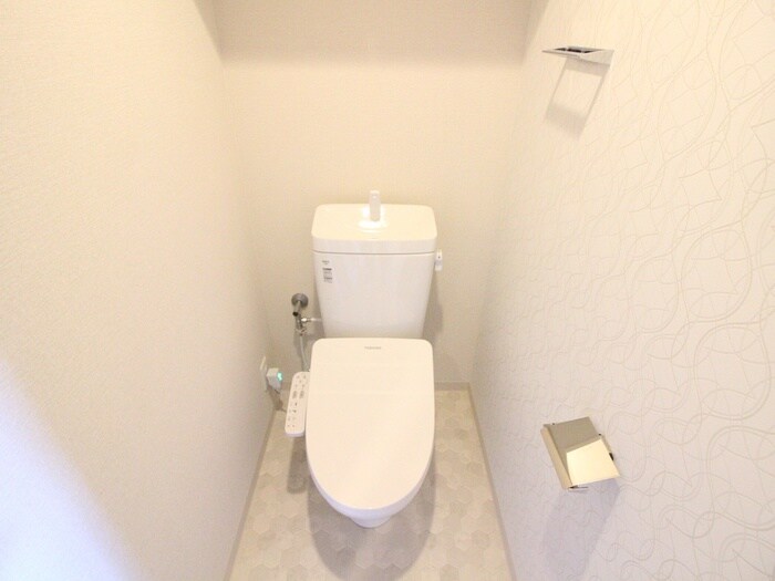 物件内観写真14　(トイレ)