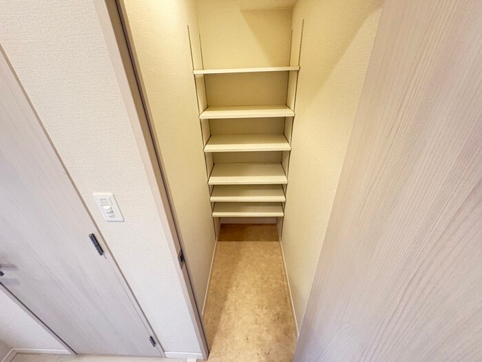 物件内観写真19　(靴箱)