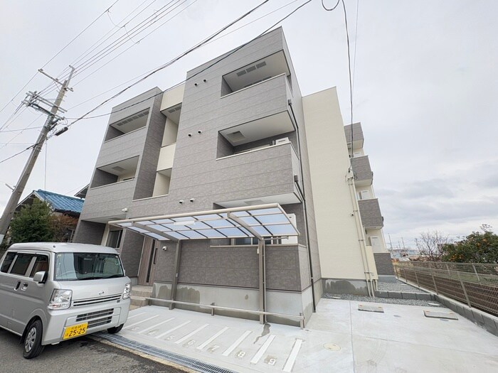 物件外観写真1　(外観写真)