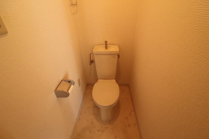 物件内観写真13　(トイレ)