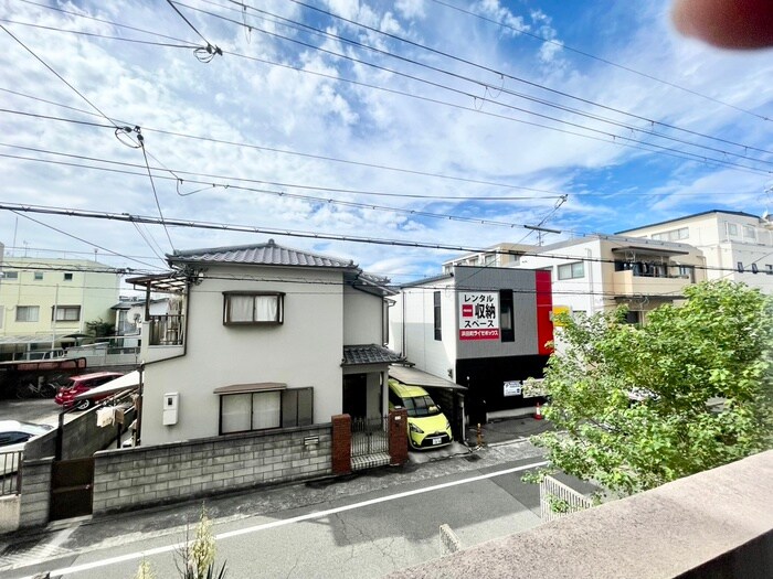 物件内観写真15　(室内からの展望)