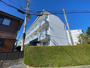 ハイツ高樋２外観写真